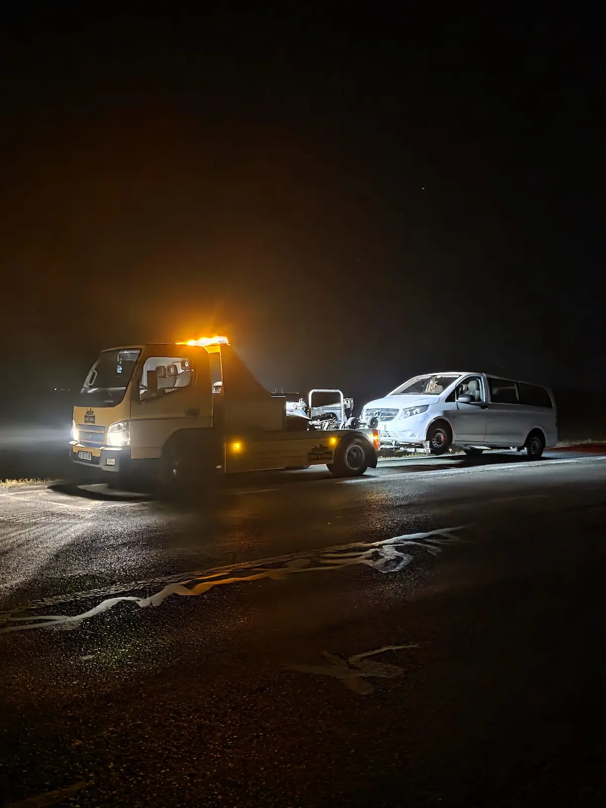 Platformă Tow&Roll – tractări auto utilitare București Ilfov, intervenție